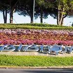 Lovely Flat With Garden In A Residence-beahost * Bibione
