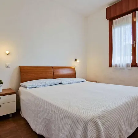 Lovely Flat With Garden In A Residence-beahost Lägenhet *