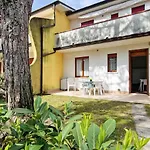 Lovely Flat With Garden In A Residence-beahost Apartment