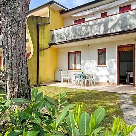 Lovely Flat With Garden In A Residence-beahost Apartment *