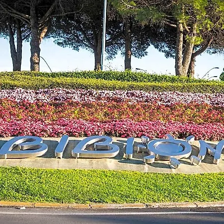 Lovely Flat With Garden In A Residence-beahost Bibione