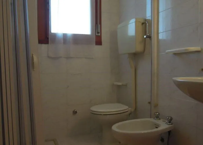 Lovely Flat With Garden In A Residence-beahost * 비비오네