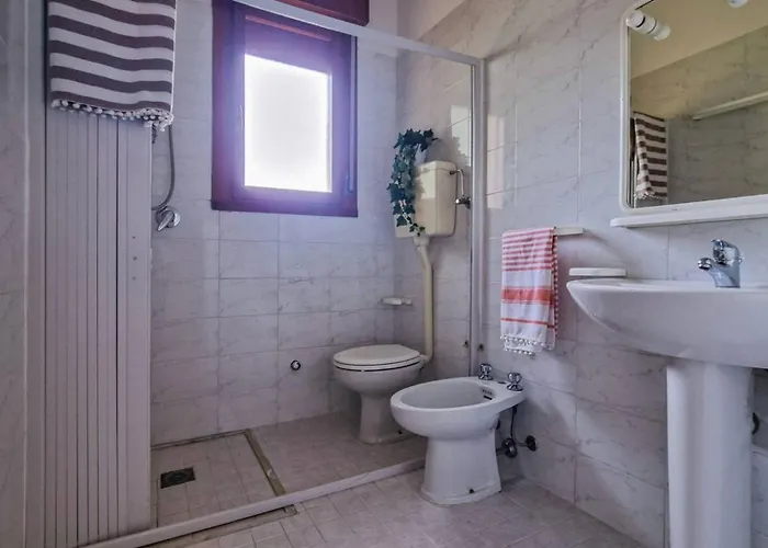 아파트 Lovely Flat With Garden In A Residence-beahost 비비오네