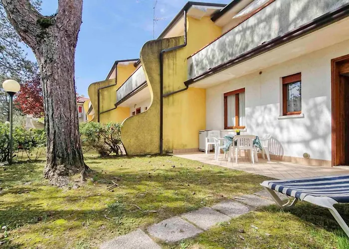 Lovely Flat With Garden In A Residence-beahost Bibione