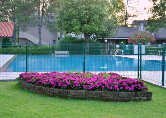 Lovely Flat With Garden In A Residence-beahost Bibione